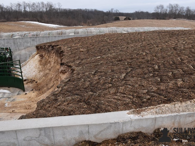 high-moisture-cracked-corn-image-9