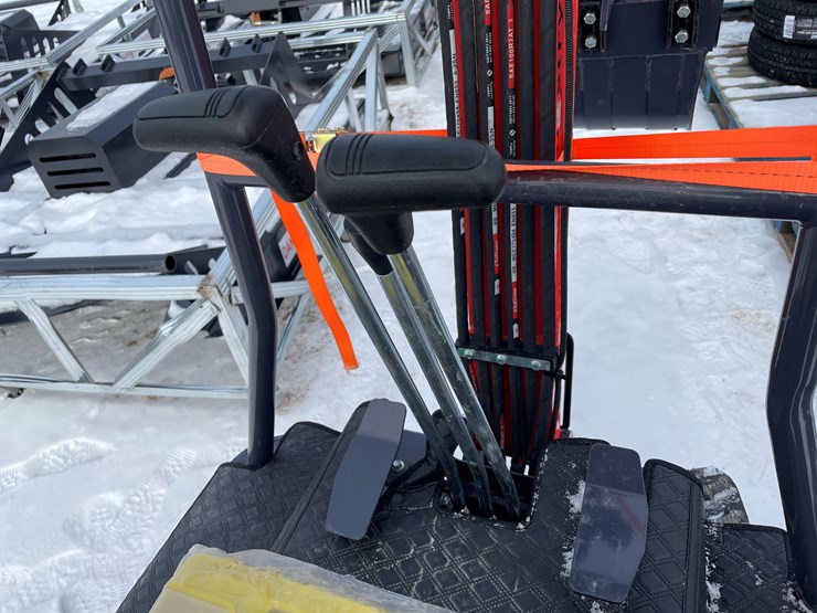 #150-•-2025-agt-mx15rx-mini-excavator-(mosinee,-wi)-image-13