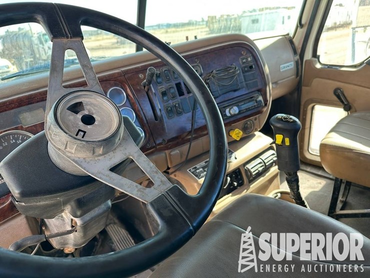 (x)-2006-mack-cv713-t/a-vacuum-truck,-vin-1m2ag11...-image-2