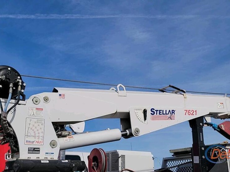 2017-ford-f550-image-17