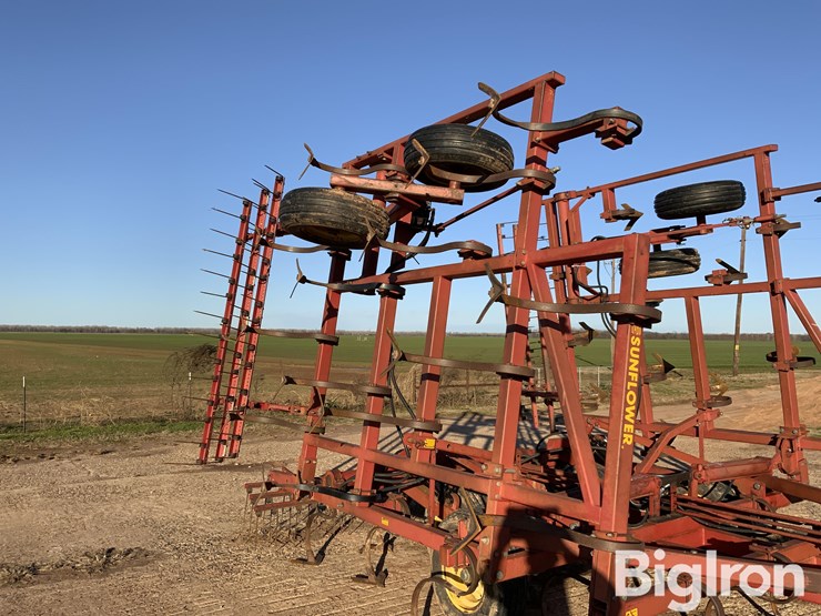 sunflower-5331-field-cultivator-image-19