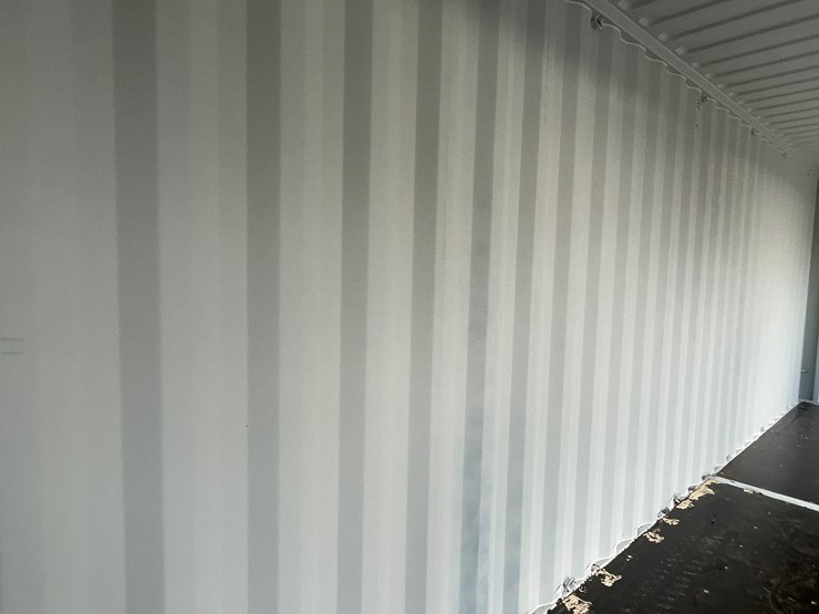 #200d-•-40'-container-image-50