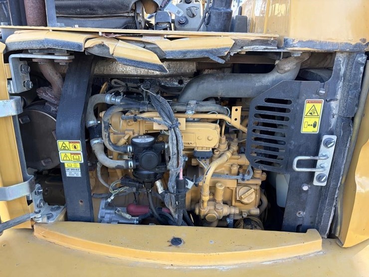 2017-caterpillar-305.5e2-cr-image-18