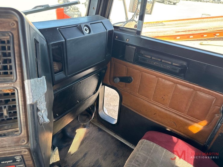 1995-caterpillar-3406-image-26