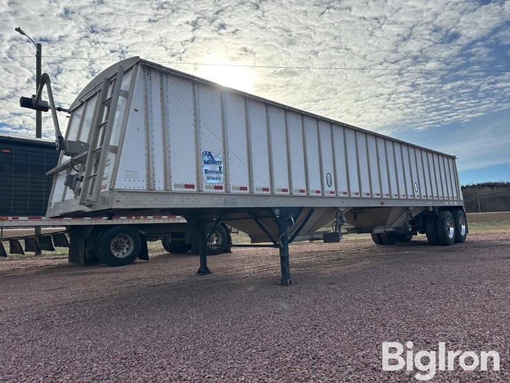 2019-merritt-grain-trailer-image-1