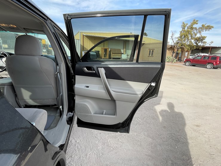 2008-toyota-highlander-image-45