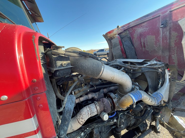 #312-•-2003-freightliner-dump-truck-(has-wi-title)-(denmark,-wi)-image-41