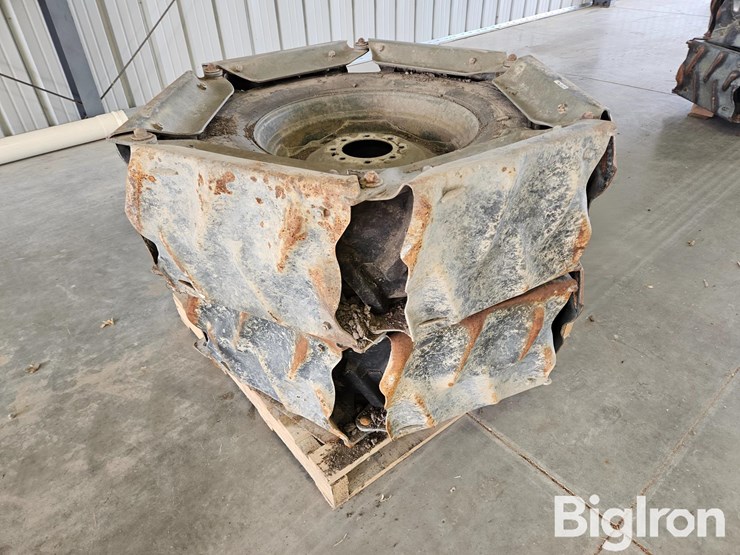 11r24.5-pivot-tires/rims-w/steel-tracks-image-2