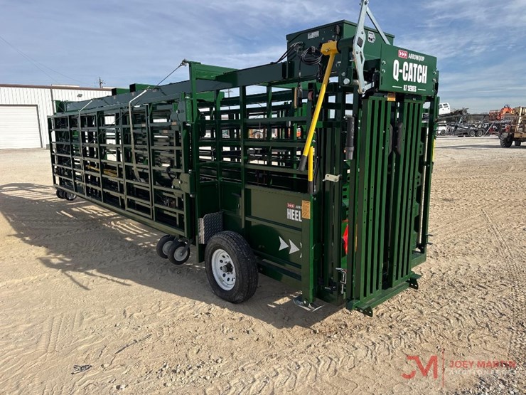 arrowquip-heeler-towable-gooseneck-corral-pen-image-3