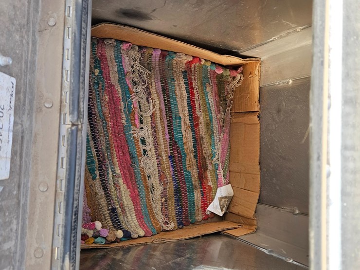 2013-peterbilt-386-image-19