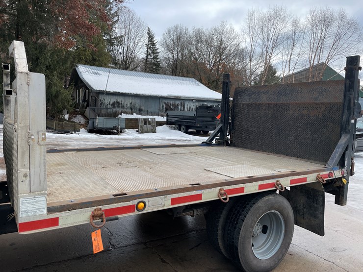 #350-•-12'-aluminum-flatbed-with-tommy-lift-gate-(custer,wi)-image-1