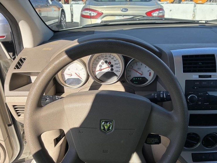 2009-dodge-caliber-image-14