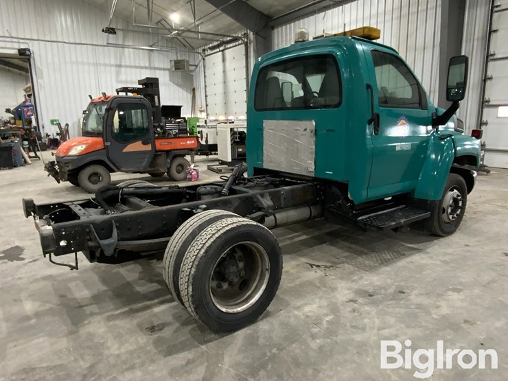 2003-gmc-topkick-image-5