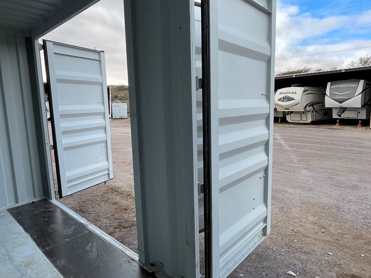 #200e-•-40'-container-image-40