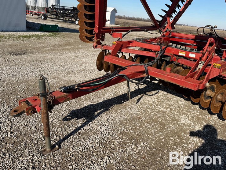 case-ih-3950-image-9