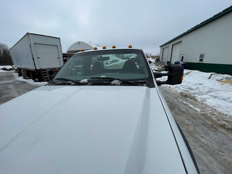 2006-ford-f550-xl-image-16