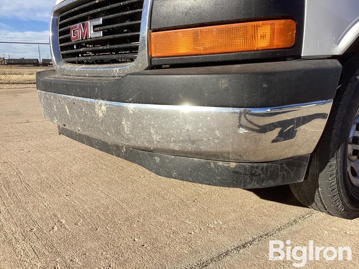 2017-gmc-2500-image-9