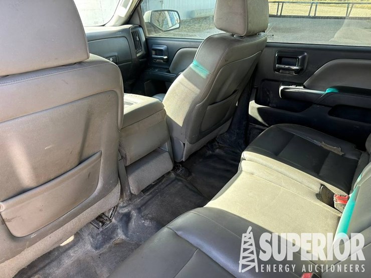 2015-chevrolet-2500-image-4