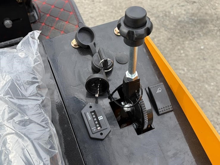 2025-vicsec-vc13-excavator-image-20