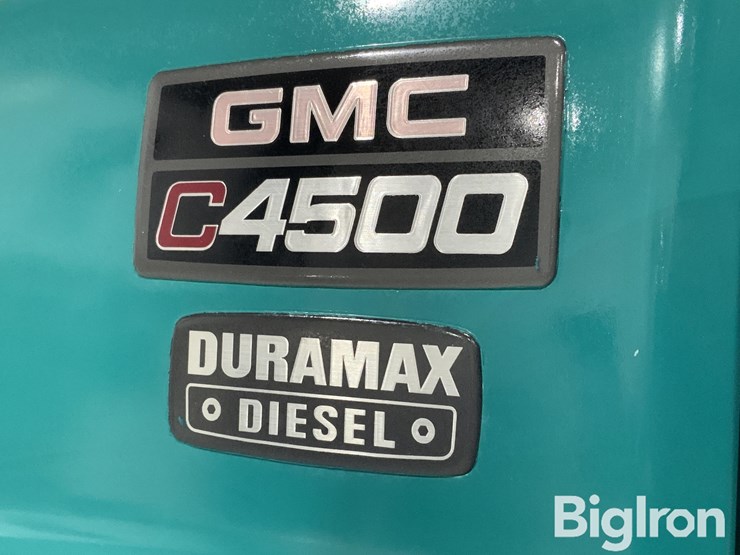 2003-gmc-topkick-image-16