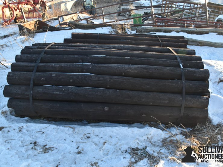 wooden-posts-image-2