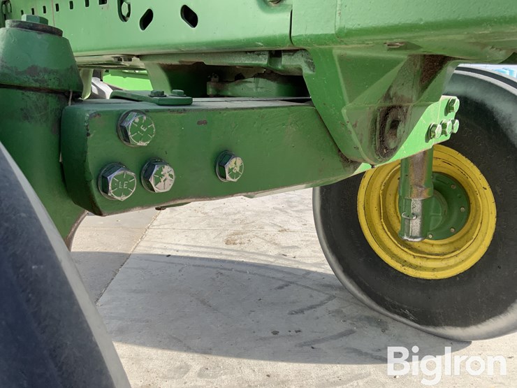 1993-john-deere-4560-image-18