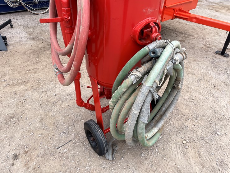 #205-•-sandblaster-and-pot-image-17