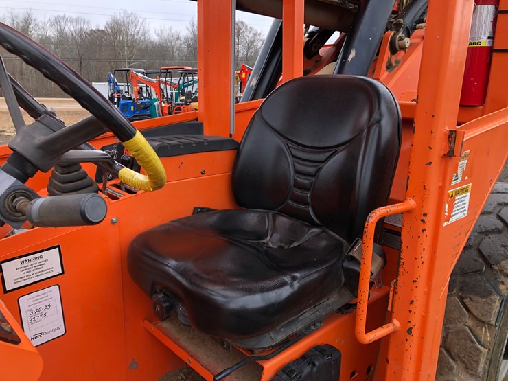 sky-trak-10054-image-6