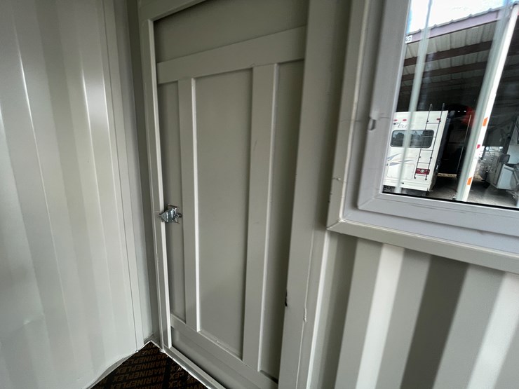 #200g-•-10'-storage-container-image-19