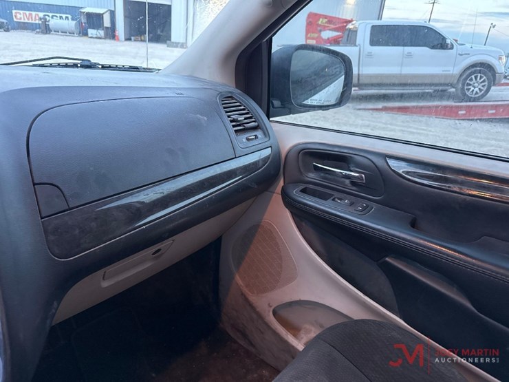 2019-dodge-grand-caravan-image-21