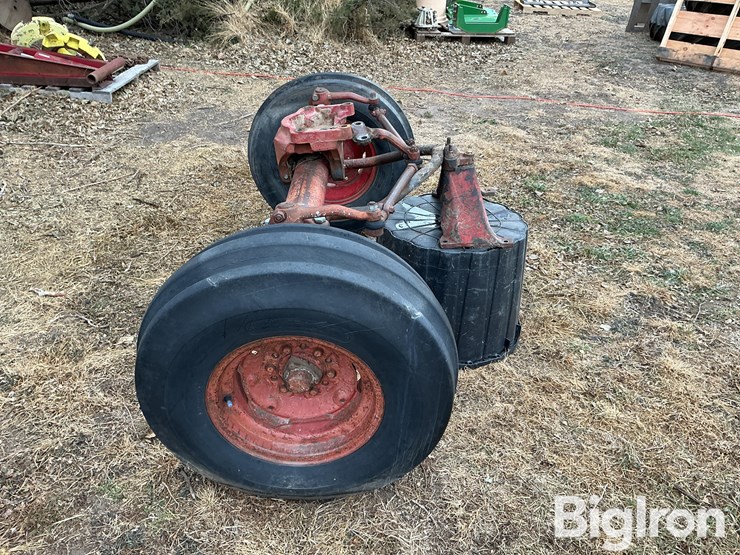 international-806-image-4