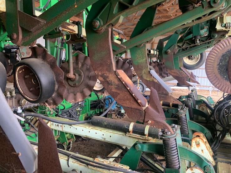 john-deere-1725-image-28