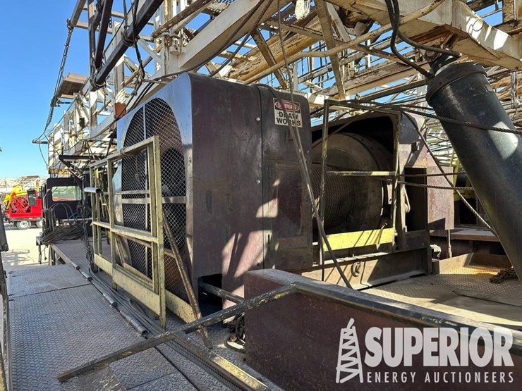 1982-wilson-42-d/d-well-service-rig,-w/-tubing-dr...-image-3