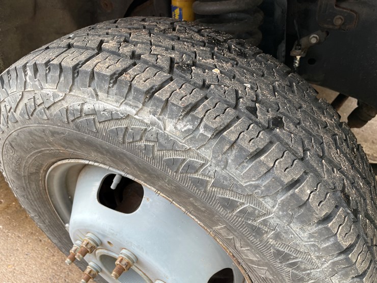 #330-•-2012-f350-super-duty-cab-and-chassis-pickup-(has-wi-title)(custer,-wi)-image-30