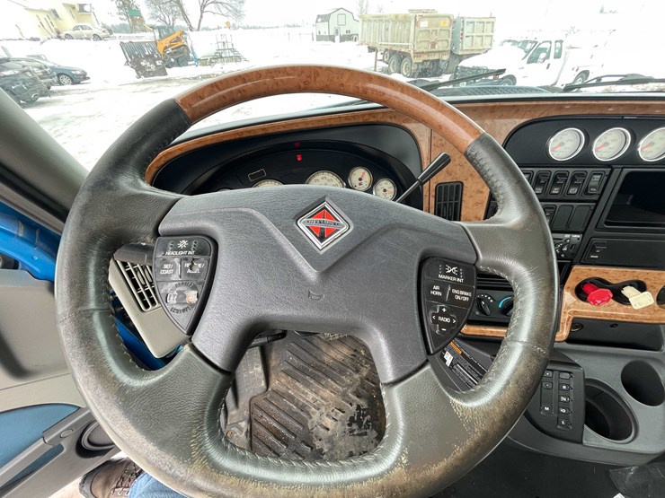 2014-international-prostar-image-84