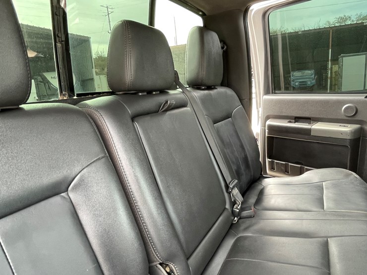 2011-ford-f250-lariat-image-132