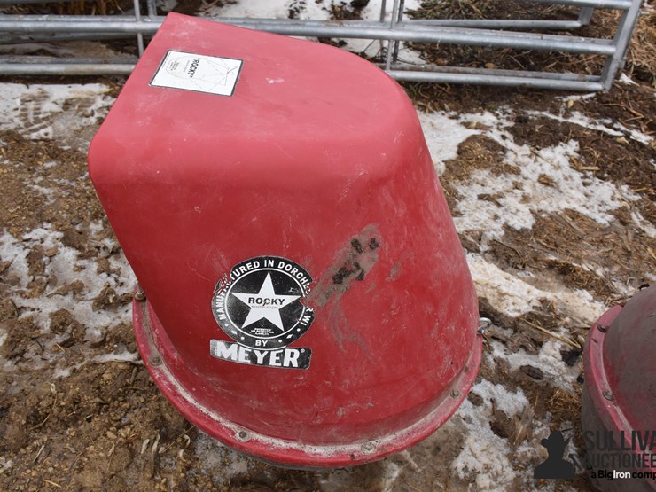 meyer-rocky-mineral-feeders-image-8