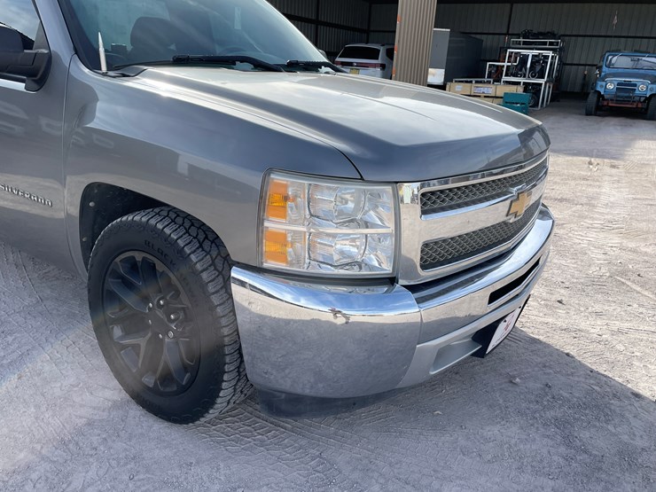 #104-•-2012-chevy-silverado-(salvaged-nm-title)-image-24