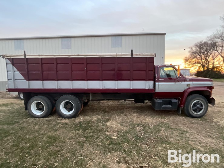 1976-chevrolet-c65-image-4