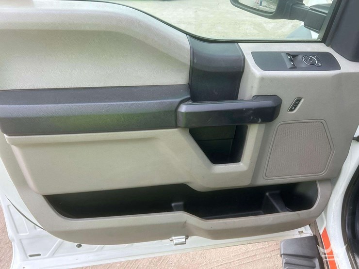 2019-ford-f550-image-5