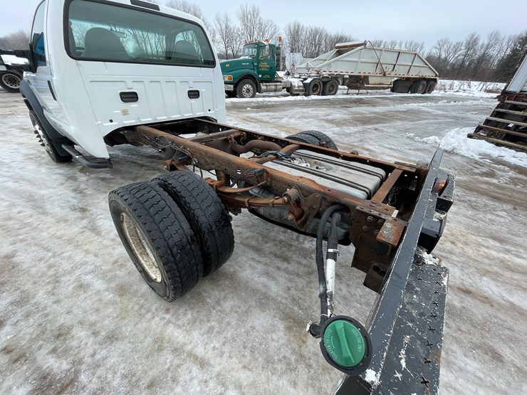 2006-ford-f550-xl-image-35