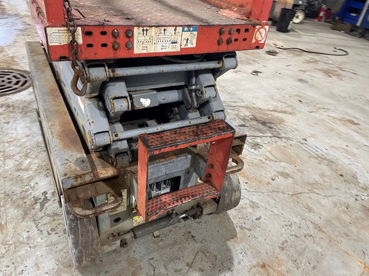 2014-skyjack-sjiii3219-image-15