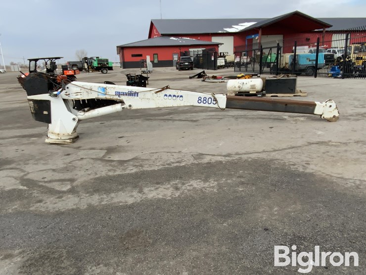 2001-maxilift-cobra-8805-telescoping-boom-w/remote-image-4