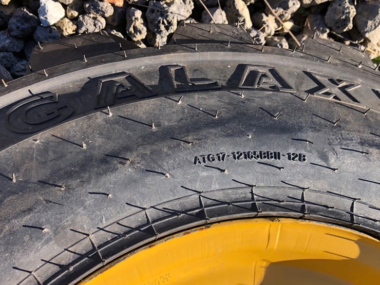 caterpillar-12-image-3