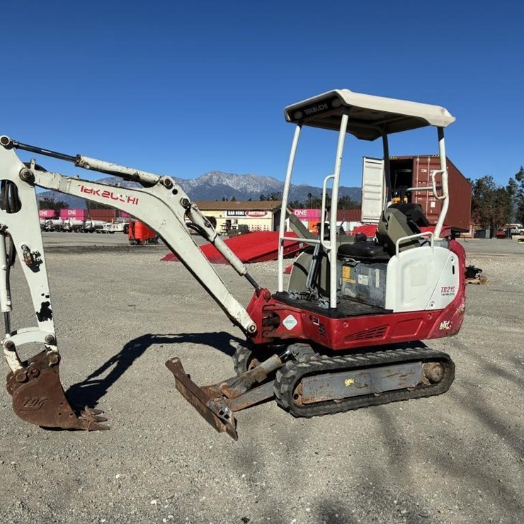 2015 Takeuchi Excavator-TB216