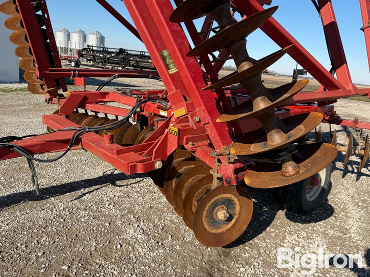 case-ih-3950-image-12