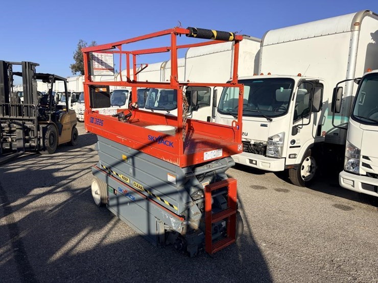 skyjack-sjiii3226-image-4