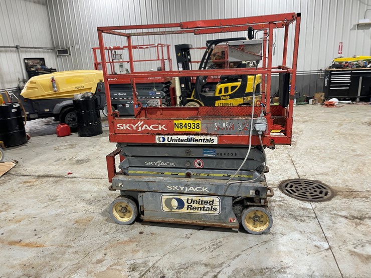 2014-skyjack-sjiii3219-image-5