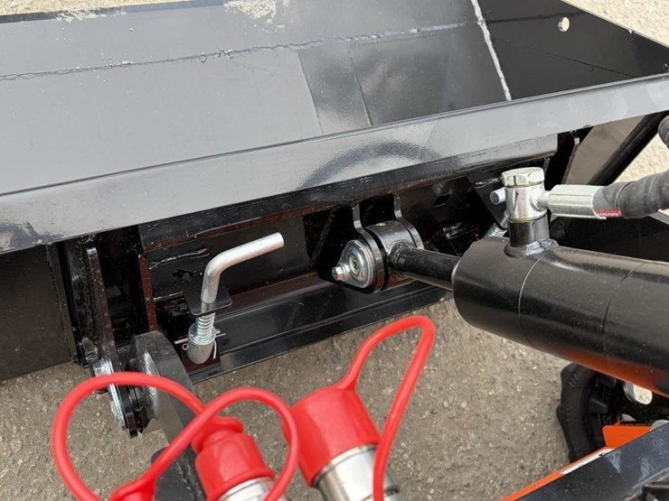 2025-sdlool-sl36c-skid-steertrack-loader-image-6