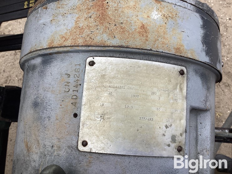 john-deere-6059t-image-16